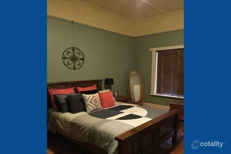 8 Agnes St, Clare, SA 5453