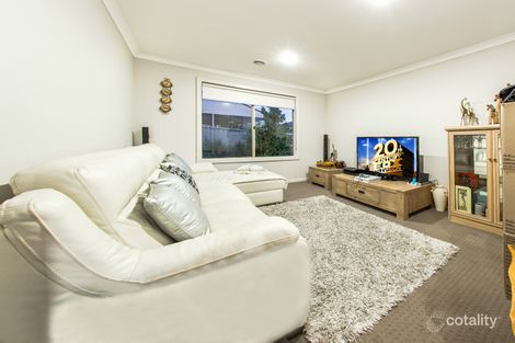 Property photo of 39 Hunt Club Boulevard Cranbourne East VIC 3977