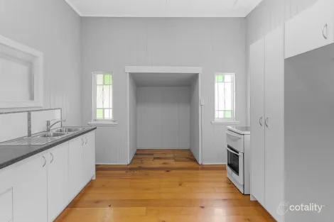 Property photo of 28 Colvin Street Rocklea QLD 4106