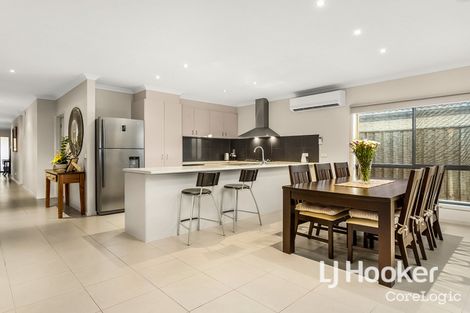 Property photo of 6 Manoora Terrace Point Cook VIC 3030
