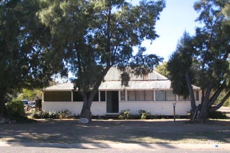 40 Charles St, Roma, QLD 4455