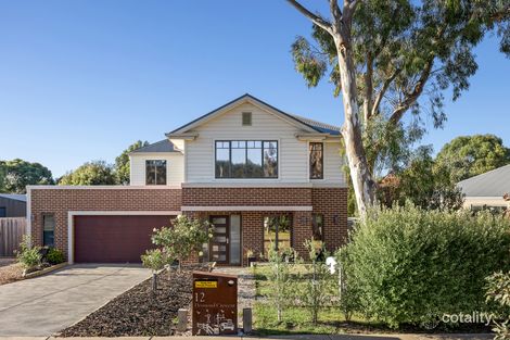 12 Desmond Cres, Romsey, VIC 3434