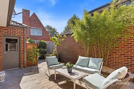 Property photo of 1/663 Whitehorse Road Mitcham VIC 3132