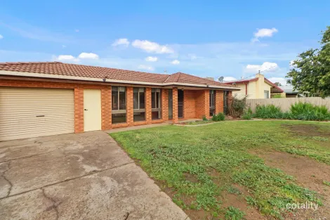 27 Montgomery St, Ashmont, NSW 2650