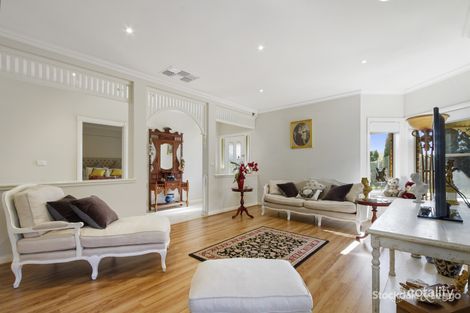 Property photo of 8 Sunhill Rise Traralgon VIC 3844