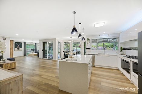 5 Nottingham Ct, Drouin, VIC 3818