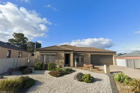 1 Bronze Dr, Kangaroo Flat, VIC 3555
