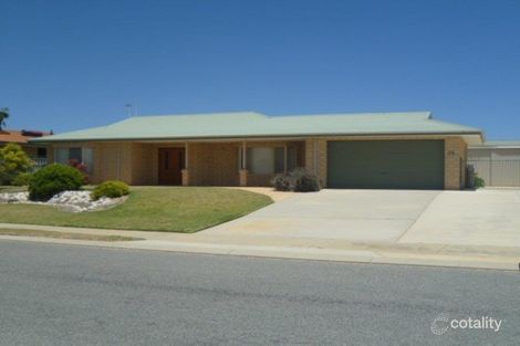24 Hunter Cres, Green Head, WA 6514