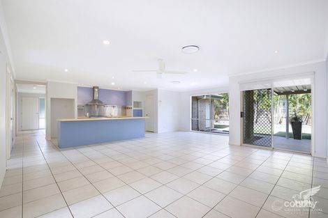 Property photo of 11 Coventry Court Kippa-Ring QLD 4021