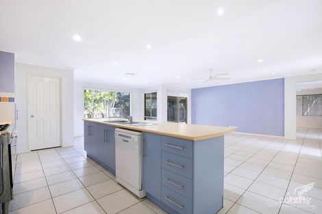 Property photo of 11 Coventry Court Kippa-Ring QLD 4021