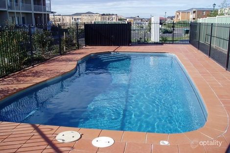 Property photo of 3/14 Mickleton Grove Point Cook VIC 3030