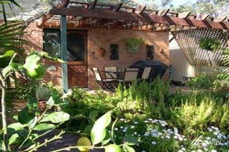 Property photo of 6 Campbell Parade Mannering Park NSW 2259