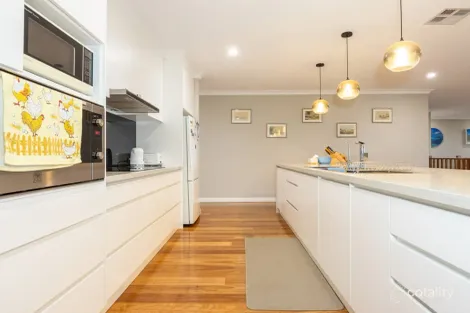 Property photo of 15 Eucalypt Way Jurien Bay WA 6516