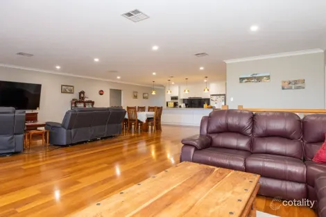 Property photo of 15 Eucalypt Way Jurien Bay WA 6516