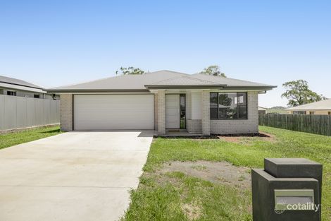 11 Leyden Dr, Oakey, QLD 4401