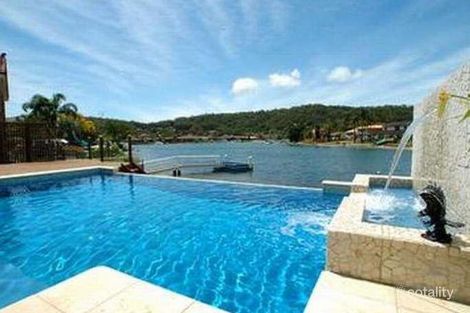 Property photo of 28 Mainsail Avenue St Huberts Island NSW 2257