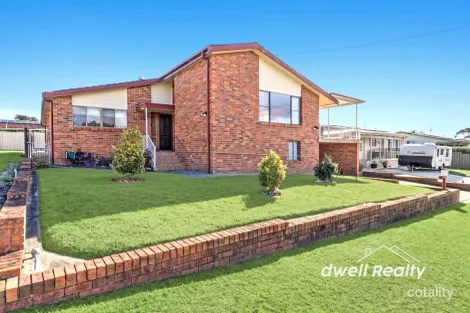 22 Cater Cres, Sussex Inlet, NSW 2540