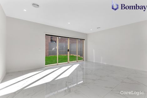 Property photo of 15 Bunting Crescent Kalkallo VIC 3064