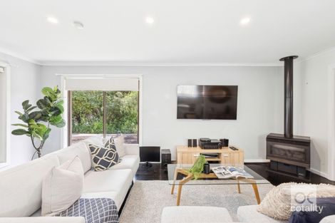 Property photo of 3 Harold Lea Way Hackham SA 5163