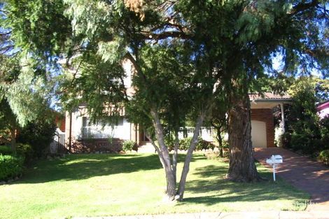 11 Charlton St, Mount Warrigal, NSW 2528