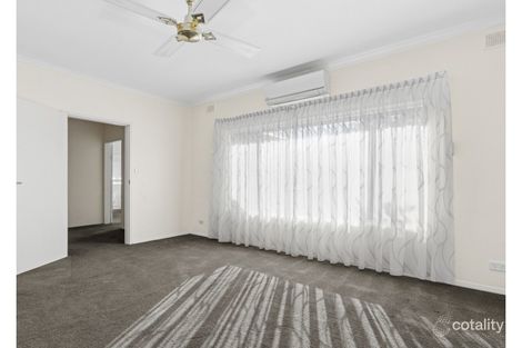 Property photo of 15 Wodonga Avenue Loxton SA 5333