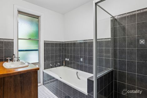 Property photo of 16 Kingfisher Close Boambee East NSW 2452