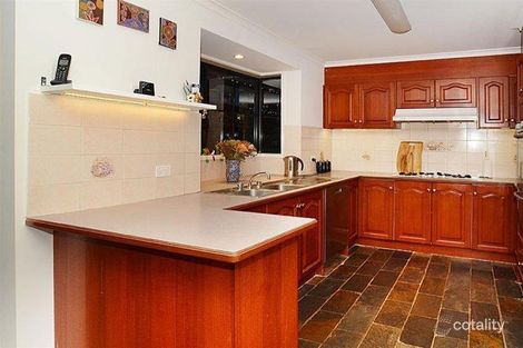 Property photo of 6 Steamtrain Close Sydenham VIC 3037
