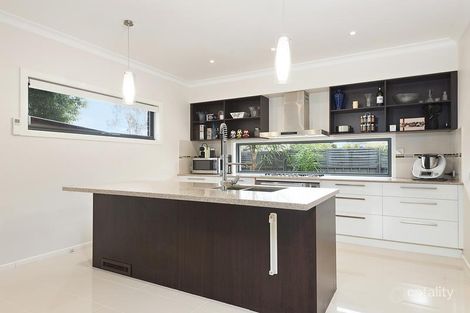 Property photo of 3 May Road Mooroolbark VIC 3138