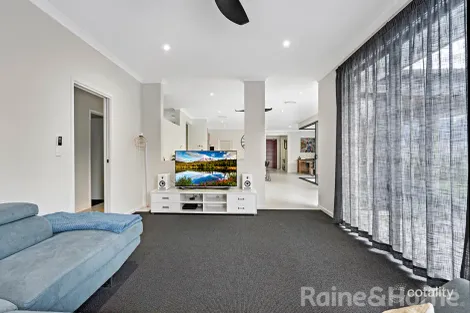 Property photo of 65 Attenborough Circuit North Lakes QLD 4509