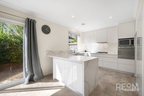 Property photo of 4/8 Rosella Street Murrumbeena VIC 3163