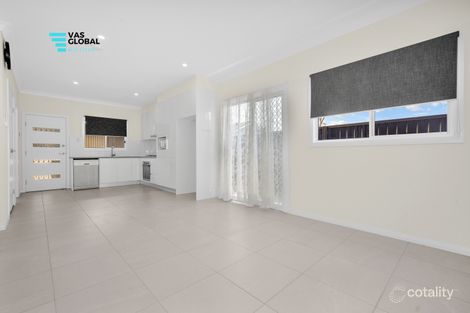 Property photo of 32 Mindanao Avenue Lethbridge Park NSW 2770