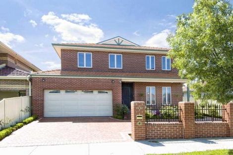 44 Williamson Ave, Strathmore, VIC 3041