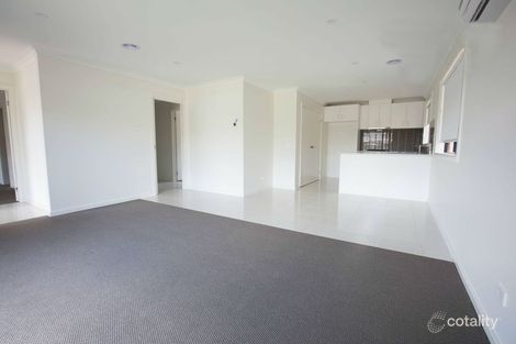 Property photo of 19 Brookfields Mews Lavington NSW 2641