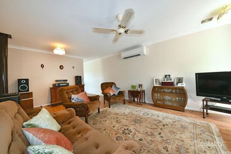 320 Warwick Rd, Warwick, WA 6024