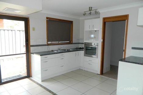 Property photo of 3 Larkspur Parade Metford NSW 2323