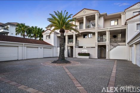 Property photo of 8322 Magnolia Drive East Hope Island QLD 4212