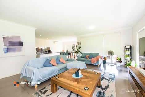 Property photo of 164 Lakeside Parade Jordan Springs NSW 2747