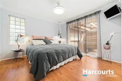 Property photo of 14 Peppermint Walk South Morang VIC 3752