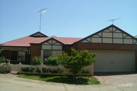 Property photo of 7 Hamlan Place Newtown VIC 3220