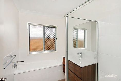 Property photo of 37 Hilldean Drive Raceview QLD 4305