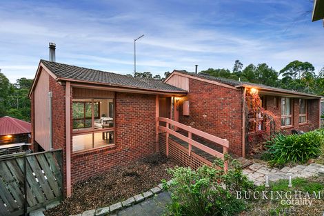 Property photo of 16 Palpera Terrace Greensborough VIC 3088