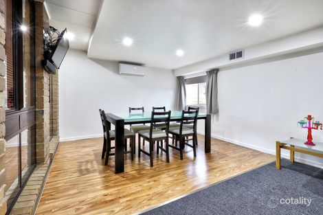 Property photo of 53 Clovelly Drive Craigieburn VIC 3064