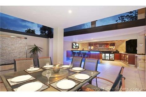 Property photo of 36 Gordon Crescent Wakerley QLD 4154