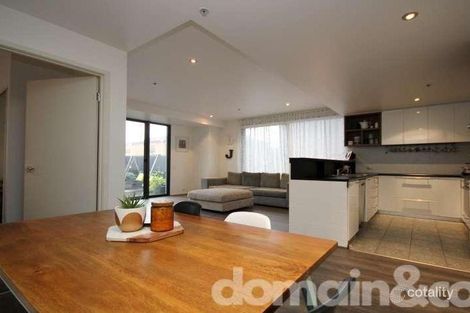 Property photo of 103/610 St Kilda Road Melbourne VIC 3004