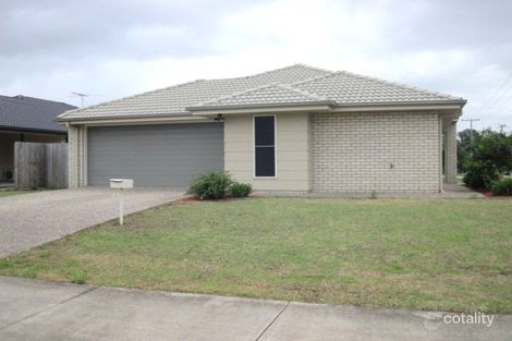 Property photo of 2 Gillam Crescent Bray Park QLD 4500