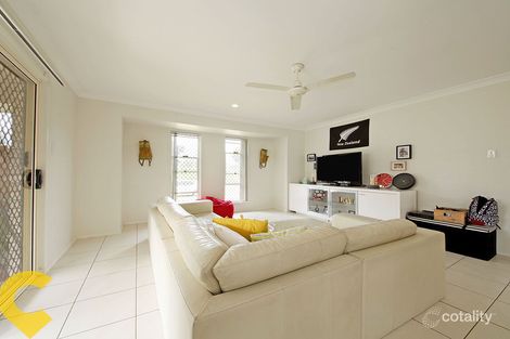 Property photo of 2 Gillam Crescent Bray Park QLD 4500