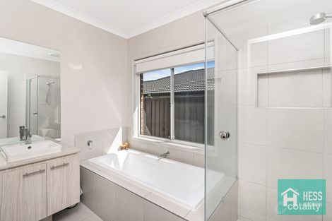 16 Northgate Bvd, Kilmore, VIC 3764