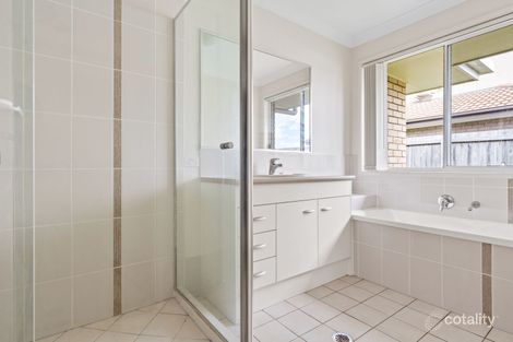 Property photo of 27 Pepper Tree Drive Holmview QLD 4207
