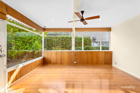 Property photo of 11 Canberra Road Toorak VIC 3142