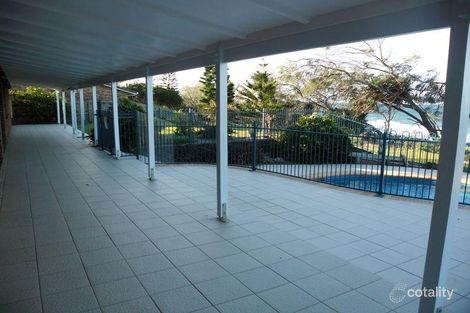 Property photo of 42 Barolin Esplanade Coral Cove QLD 4670